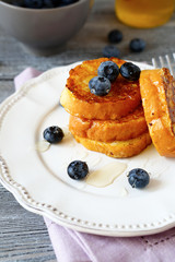 French toast with blueberries