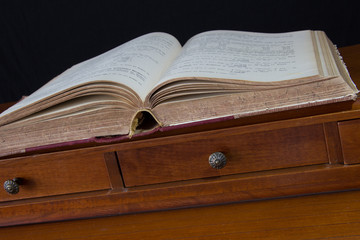 Geheimnisvolles Buch
