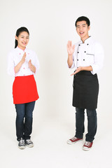 스튜디오 안의 요리사