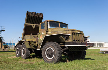 Obraz premium BM-21 Grad 122-mm Multiple Rocket Launcher
