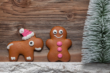 Gingerbread man and reindeer