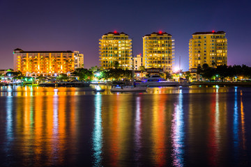 Fototapeta na wymiar Buildings on the waterfront at night in Saint Petersburg, Florid