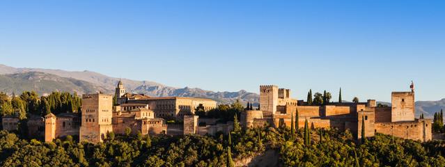 Granada - Alhambra Palace - obrazy, fototapety, plakaty