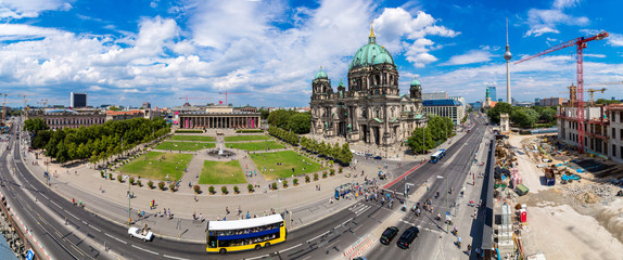 View of Berlin Cathedral © Sergii Figurnyi