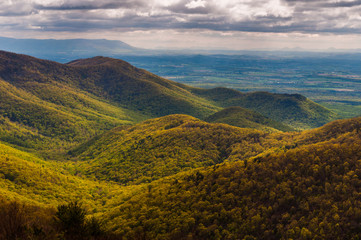 View of the Shenandoah Valley and foothills of the Blue Ridge fr
