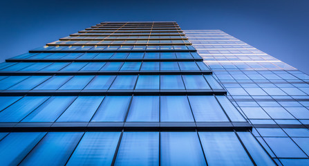 Fototapeta na wymiar Looking up at the WSFS Bank building in downtown Wilmington, Del