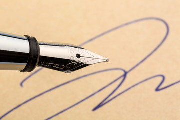 Unterschrift und Füllhalter