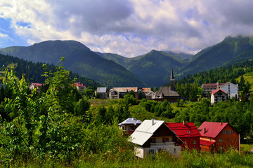 Fototapeta na wymiar Romania - village in mountains