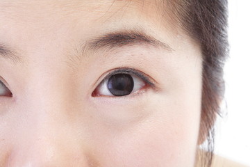 Fototapeta premium 화장하는 여성 얼굴 클로즈업