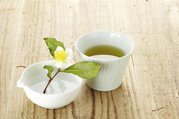 お茶の花