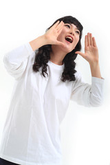 Fototapeta premium 스튜디오 안의 젊은 여대생