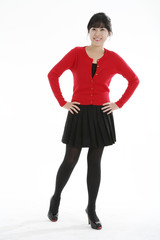 Fototapeta premium 스튜디오 안의 젊은 여성