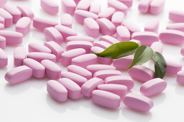 Obraz na płótnie Canvas Herbal pill.
