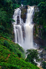 Fototapeta na wymiar waterfall Ramboda
