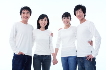 Obraz premium 스튜디오 안의 젊은 대학생들