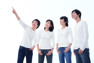 Fototapeta premium 스튜디오 안의 젊은 대학생들