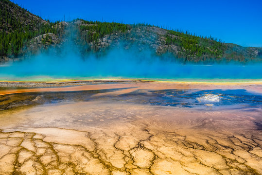 Grand Prismatic Spring in Yellowstone National Park