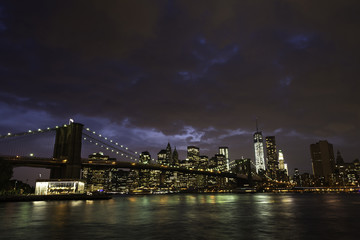 Naklejka premium Brooklyn Bridge and Lower Manhattan, New York