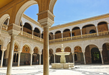 Fototapeta na wymiar Palacio Casa de Pilatos, Sevilla, España