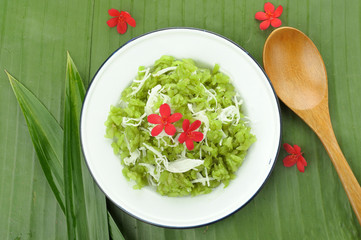 shredded rice grain