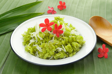 shredded rice grain