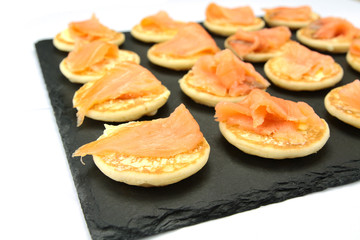 blinis au saumon fumé