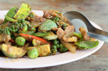 Stir Fried Wild Boar with Red Curry