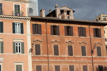 PROSPETTI DI PALAZZO STORICO