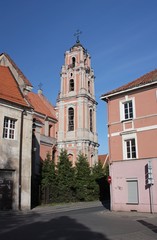 Fototapeta na wymiar The bell tower in Vilnius