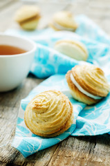 shortbread with cream cheese