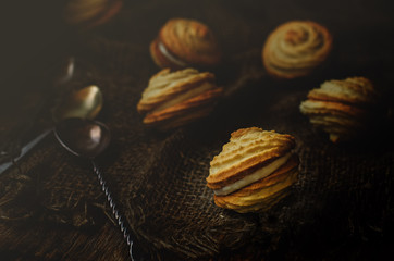 shortbread with cream cheese