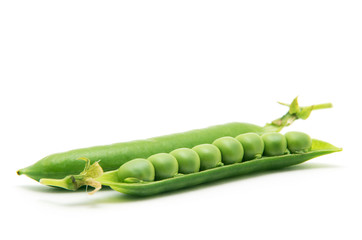 fresh green peas 