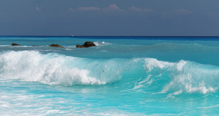 Naklejka premium Blue Ocean Wave