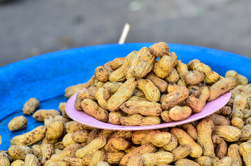 Boiled peanuts