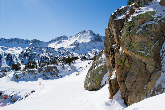 The Red Skiing Slope In Andorra For Beginners.