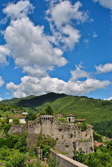 Fototapeta na wymiar Fortification in Italy