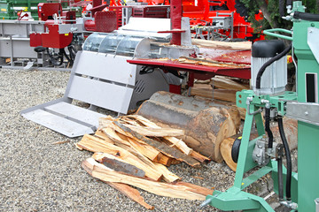 Log splitter