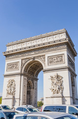 Fototapeta na wymiar Arc de Triomphe traffic
