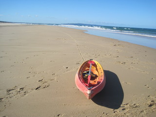 Obraz premium Kanu am Strand