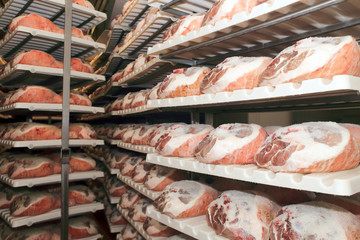prosciutto di parma langhirano stagionatura in celle temperate