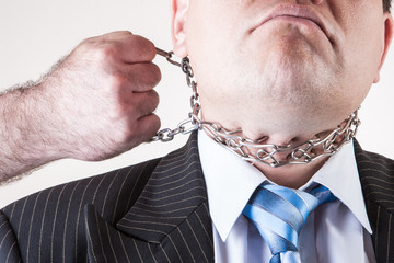 Lifting the collar