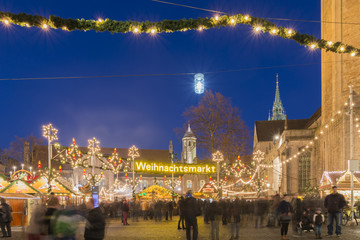 Fototapeta na wymiar Traditional christmas market in Braunschweig, Germany