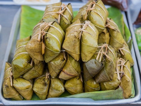 Bunch of mush ,Thai dessert style which insert banana inside to