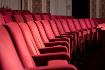 Empty Theater Chairs - 75228082