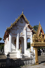 Buddhastatue in Tempel in Thailand