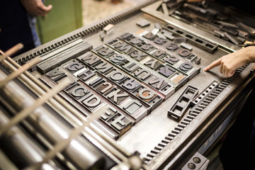 Old typography printing machine - obrazy, fototapety, plakaty