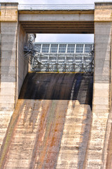 Embalse de Gabriel y Galán, presa, infraestructuras, Cáceres, España