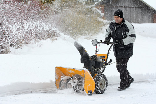 Schneer&auml;umen im Winter
