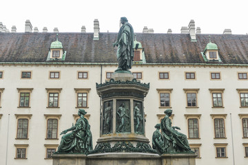 Obraz premium Emperor Franz I, Hofburg Palace Courtyard - Vienna, Austria