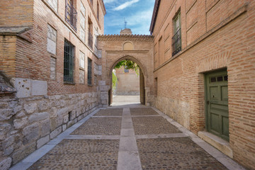 Fototapeta na wymiar Entrance of Santa Clara Convent in Tordesillas
